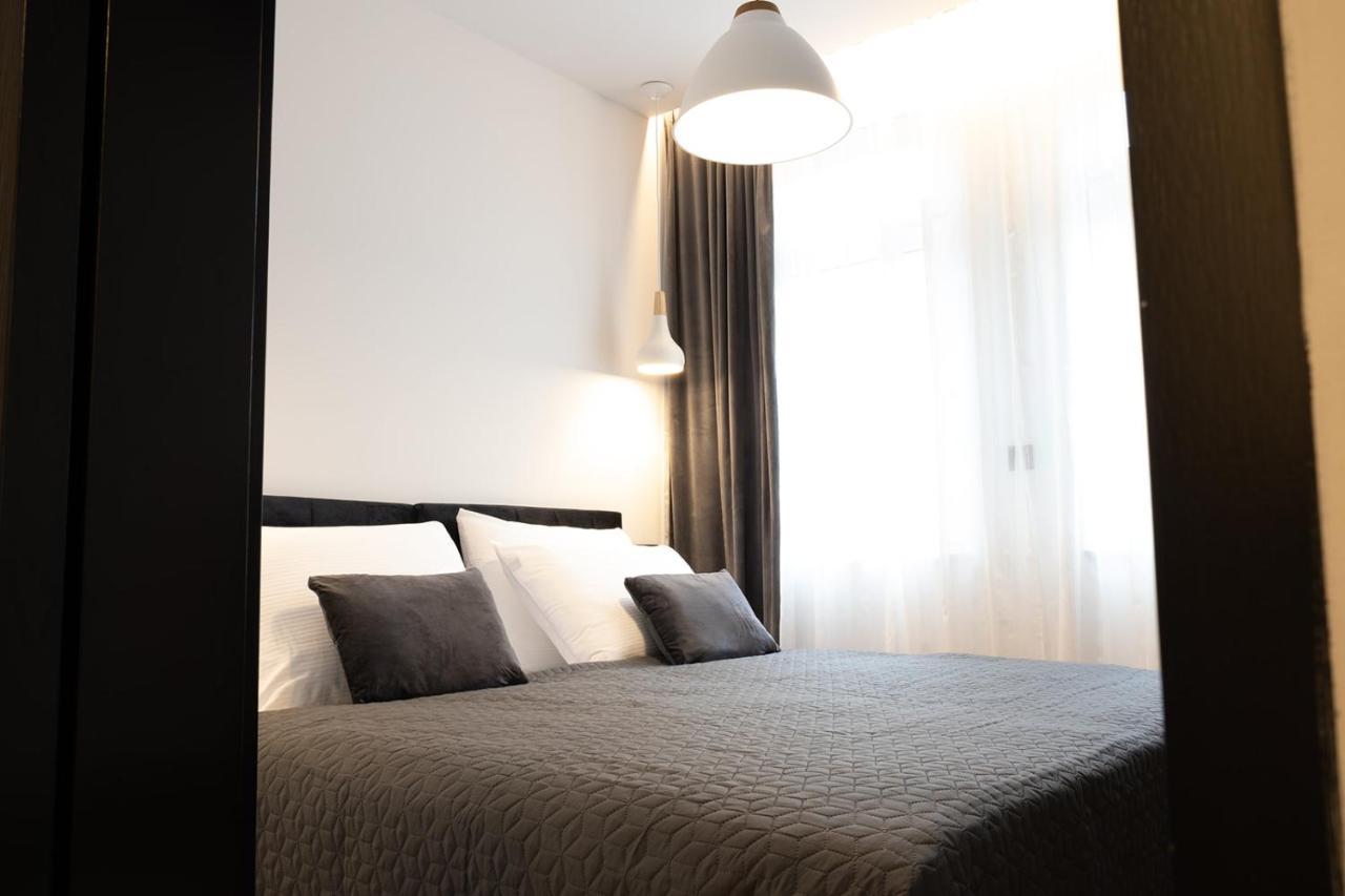 Apartmani Mozart-Centar Virovitica Extérieur photo